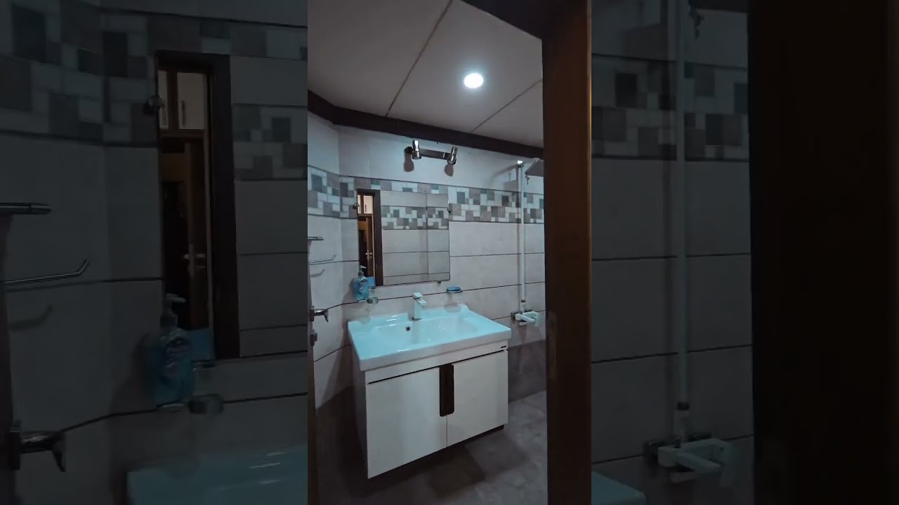 Fully Furnished & Renovated 2 Bed DD Apartment (1000 Sqft) For Sale – Ittehad Lane 12, Phase 7, DHA